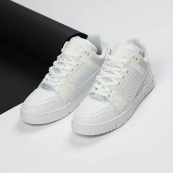 Louis Vuitton  - ابيض سادة