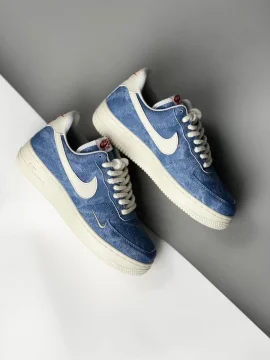 Nike Air Force - جينز