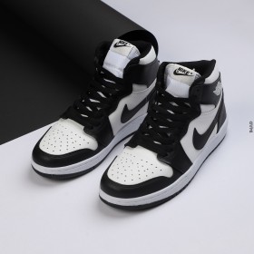 NIKE AIR JORDAN 1