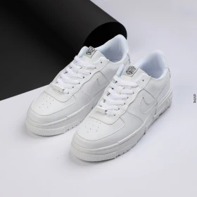 NIKE AIR FORCE 1 PIXEL