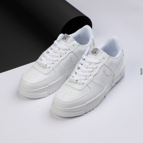 NIKE AIR FORCE 1 PIXEL