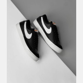 Nike Blazer - اسود صح ابيض