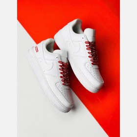 Nike air force 1 low SUPREME - رباط احمر