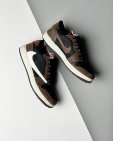 Nike Jordan 1 low x travis scott - اسود مع اسود