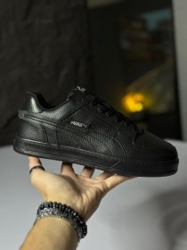 Puma Caven 2.0 VTG  - اسود سادة