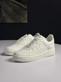 Nike Louis Vuitton - ابيض ساده