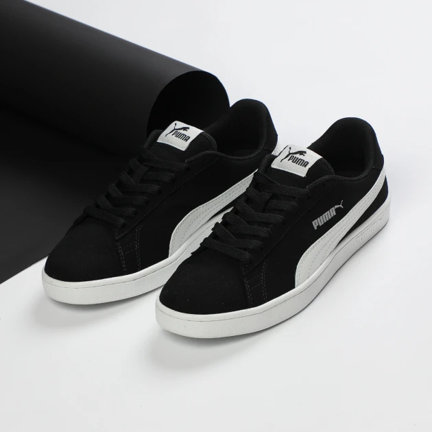 ‏PUMA Smash v2 Sneakers