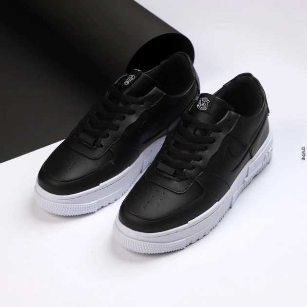 NIKE AIR FORCE 1 PIXEL